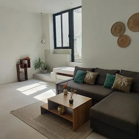 Apartment Apartment